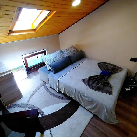 Centre Suits 2 * 瓦爾納