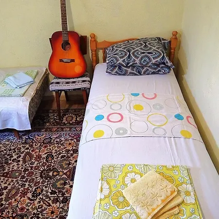 Centre Suits 2 וארנה