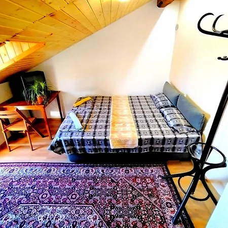 Hostel Centre Suits 2 *