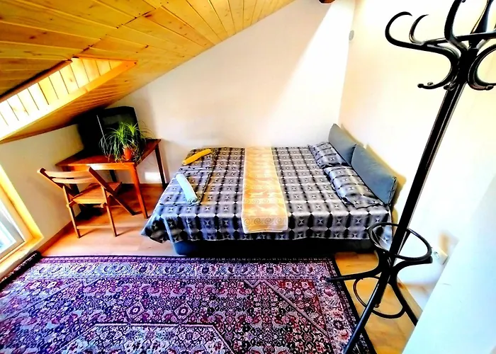 Hostel Centre Suits 2 *