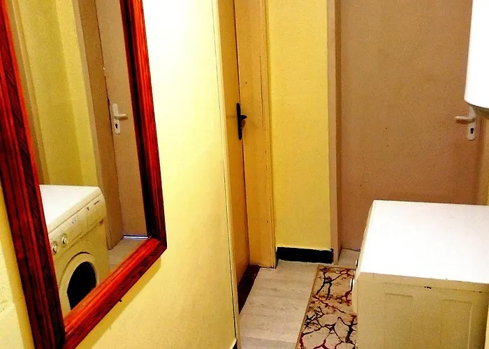 Centre Suits 2 Hostel *