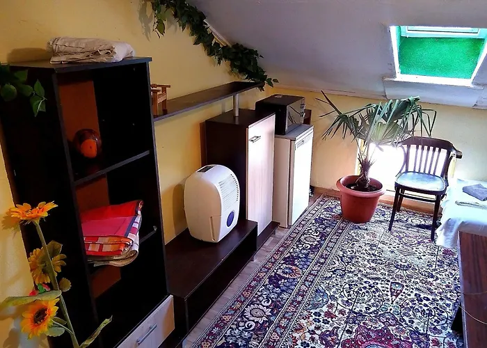 Centre Suits 2 Hostel *